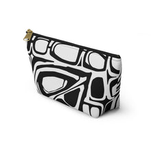 Load image into Gallery viewer, Leaf Black/White Accessory Bag