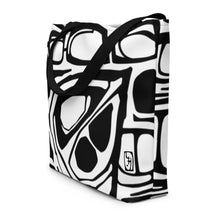 Load image into Gallery viewer, Leaf Black/White Carryall Tote Bag